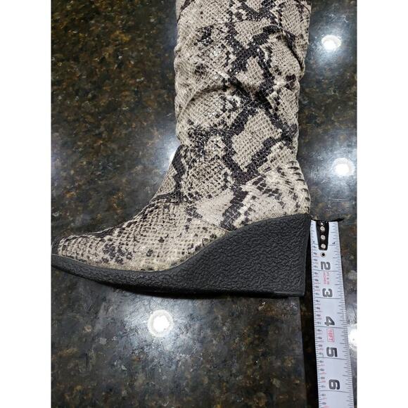 Curations High Top Boots Women's 7.5M Multi Scrunch Snake Round Toe Wedge Heel - Picture 7 of 10